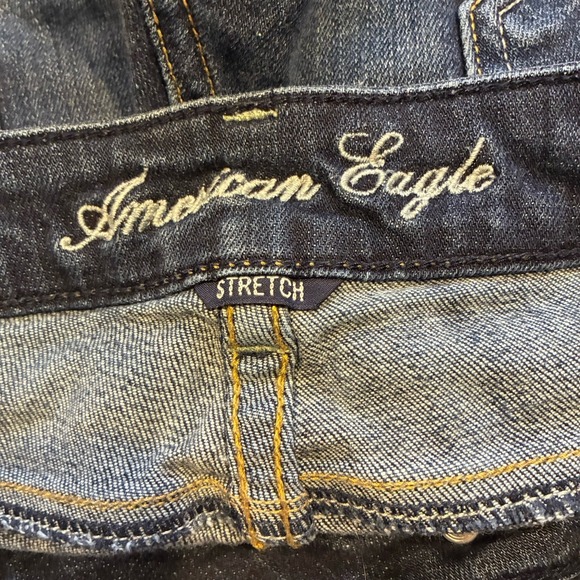 American Eagle Y2K Low Rise Micro Denim Shorts Size 10 - Picture 4 of 5